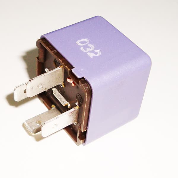 Relay bomba comb. orig meriva/corsaii/corsa clas