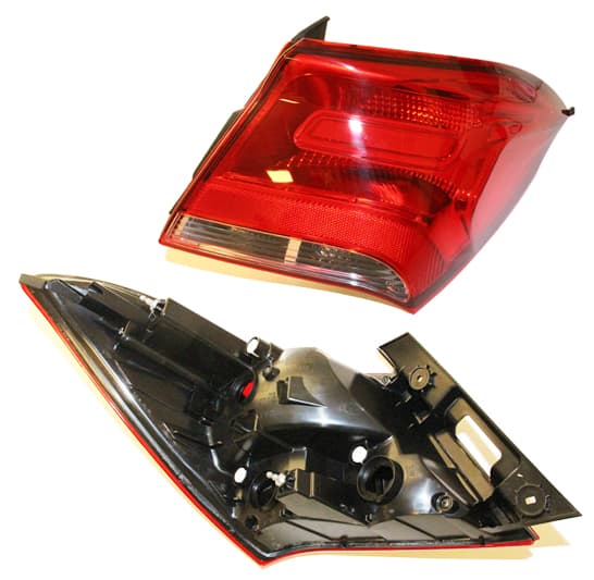 Faro trasero der.fitam prisma joy 2020/