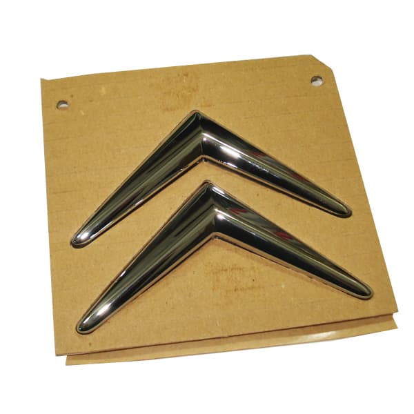 Insignia "chevron" porton trasero orig berlingo
