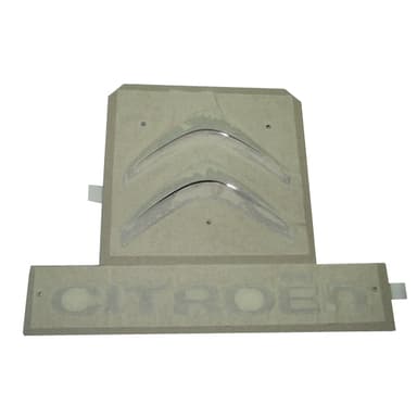 INSIGNIA "CHEVRON" TAPA DE BAUL ORIGINAL C-ELYSEE
