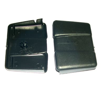CUBRE BISAGRA SUPERIOR PORTON TRASERO FIAT 147.