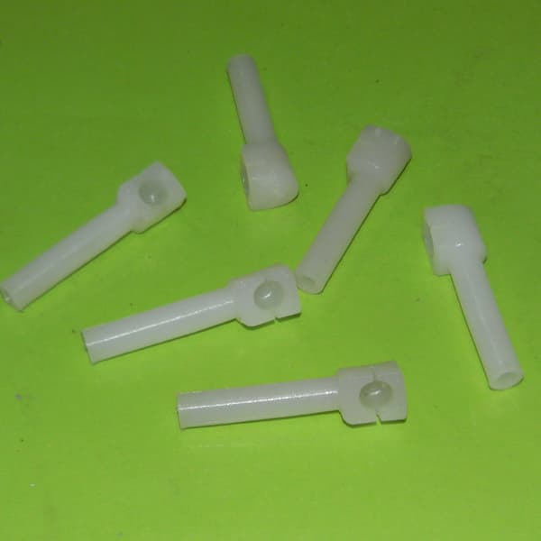 Terminal plastico varilla acelerador regatta