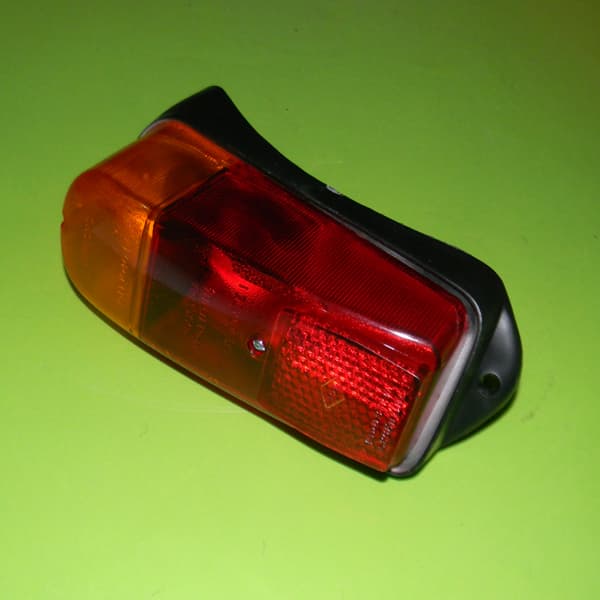 Faro tras.derecho base plastico f.600