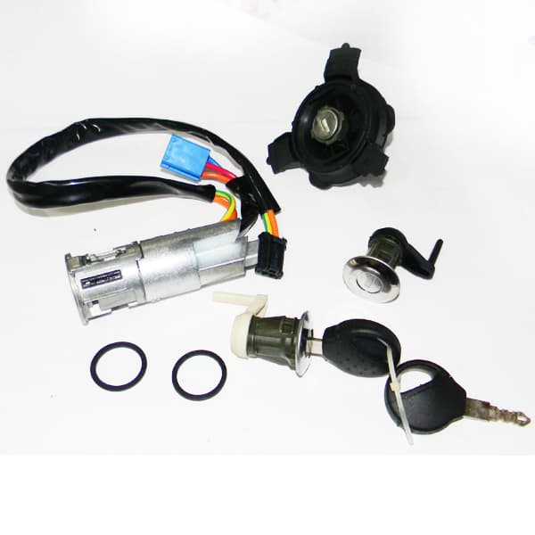 Juego antirrobo cil/puetas t/tanque (4pzas) 206