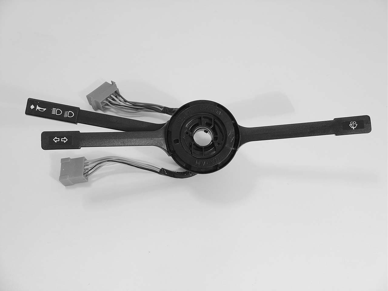 Llave de luces l/p bocina negra v0040 504 92