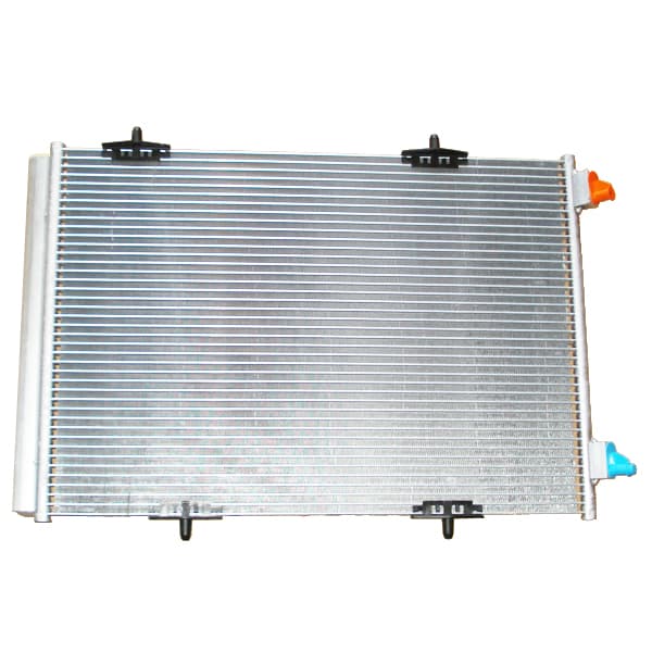 Condensador aire acondicionado original 208