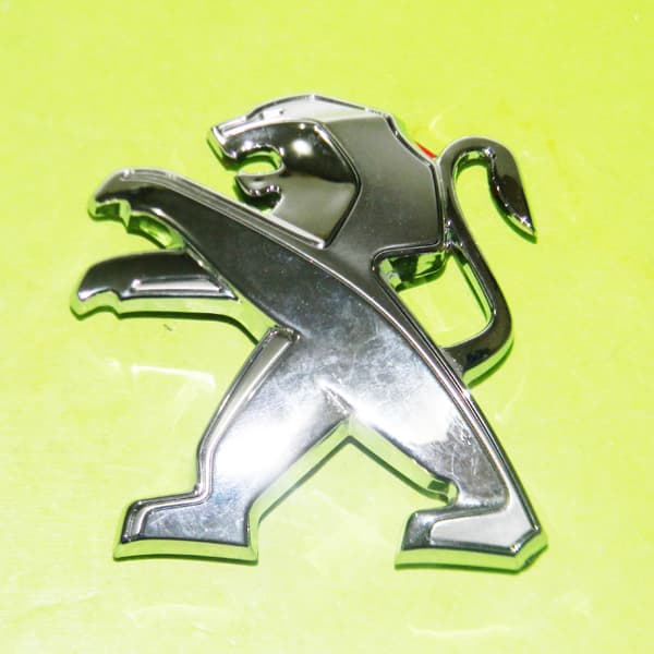 Escudo paragolpe delantero original 408