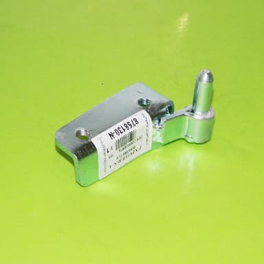 BISAGRA FIJA DER.COMPUERTA      T6B