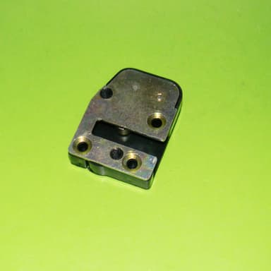 RETEN DE PUERTA IZQUIERDA D/79 504