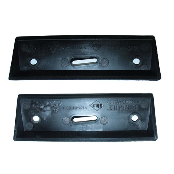 Soporte moldura zocalo ext orig clio ii