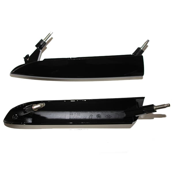 Embellecedor lat izq paragolpe del orig megane iii