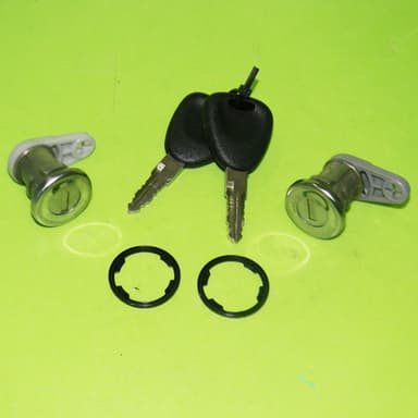 JUEGO CILINDROS PTA.(LLAVE VACHETTE-DOG 2200- CLIO