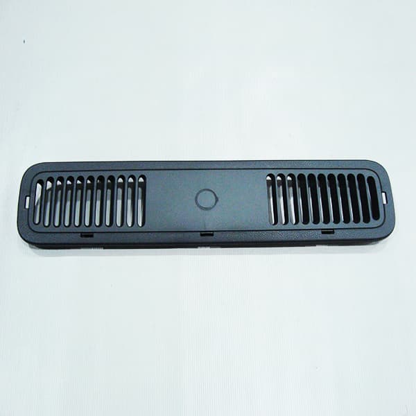 Deflector ventilacion trasera izq orig master iii