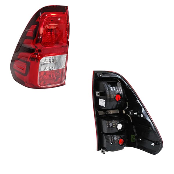 Faro trasero izq orig hilux 16/20