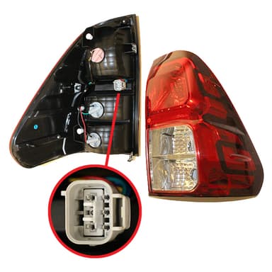 FARO TRAS.DER.C/PORTALAMPARAS FITAM HILUX 2016