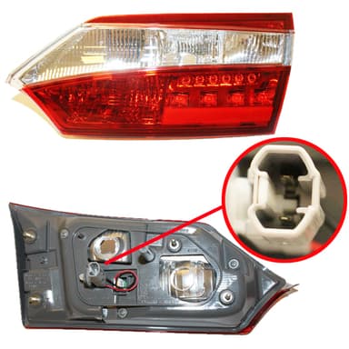 FARO TRAS INTERIOR  DER ORIG COROLLA 14/17