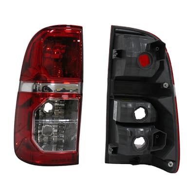 FARO TRAS IZQ ORIG HILUX 3.0 12/15