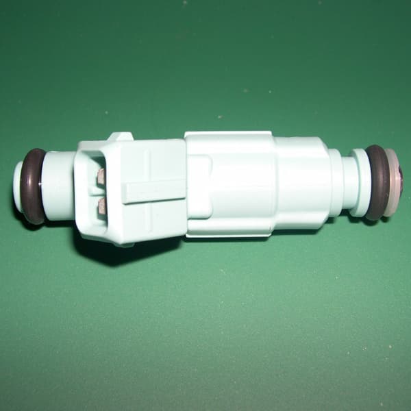 Inyector combustible bosch fun1.4