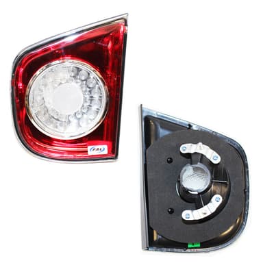 FARO TRAS DER INTERIOR                  GOLF 08/11